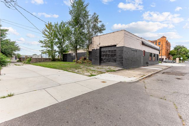 13140 Dexter Avenue, Detroit City, MI 48238