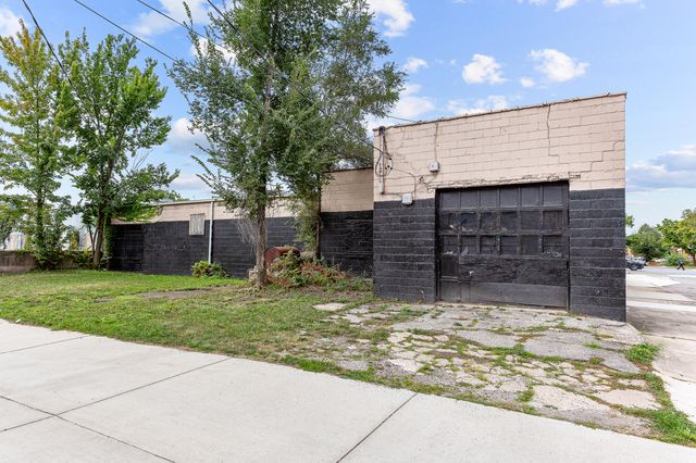 13140 Dexter Avenue, Detroit City, MI 48238