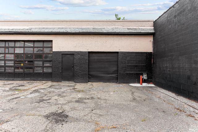 13140 Dexter Avenue, Detroit City, MI 48238