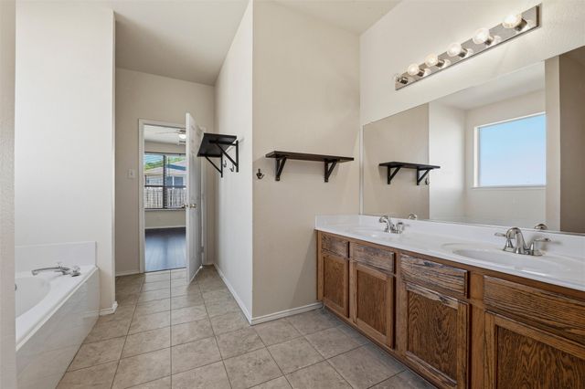 2821 Hilcroft Avenue, Denton, TX 76210