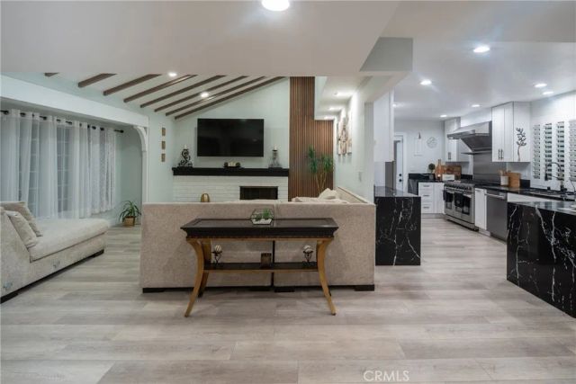 2821 Tigertail, Rossmoor, CA 90720