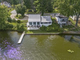 917 Elm Street, Colon, MI 49040