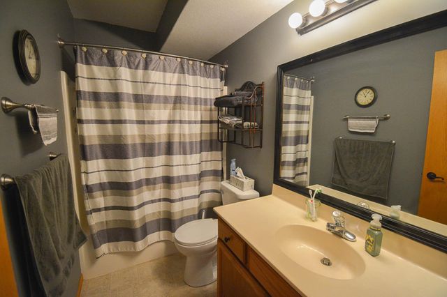 612 4th Street NE, Byron, MN 55920