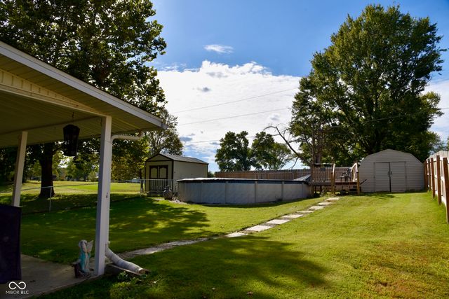 9 Locksley Court, Bedford, IN 47421