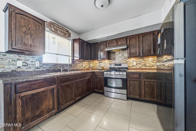 14001 JASON CRANDALL Drive, El Paso, TX 79938