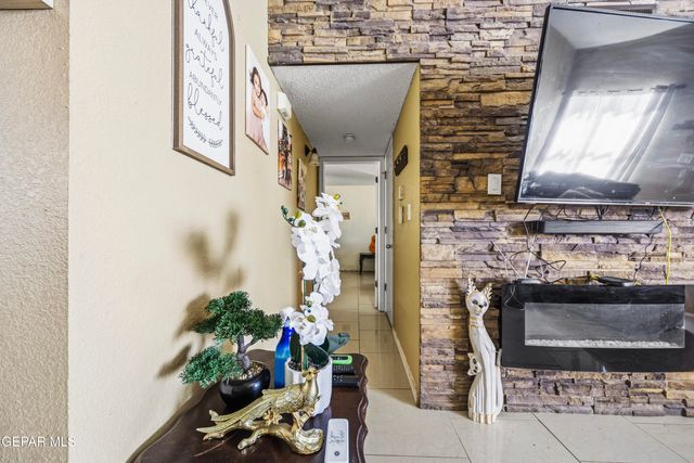 14001 JASON CRANDALL Drive, El Paso, TX 79938