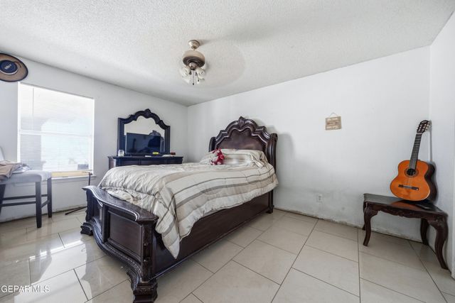 14001 JASON CRANDALL Drive, El Paso, TX 79938