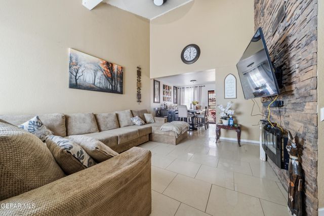 14001 JASON CRANDALL Drive, El Paso, TX 79938