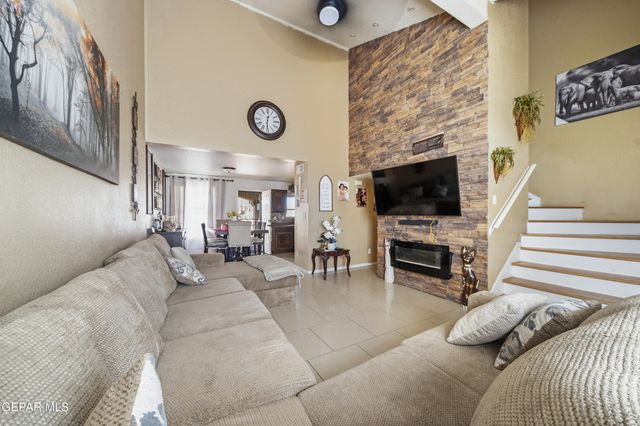 14001 JASON CRANDALL Drive, El Paso, TX 79938