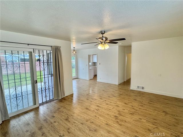 915 W Occidental Street, Santa Ana, CA 92707