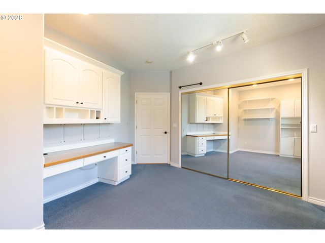 15686 Sw PLEASANTVIEW Ct, Portland, OR 97224