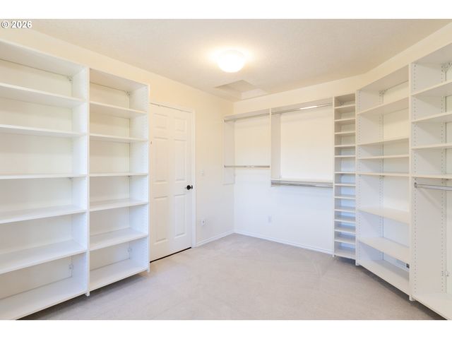 15686 Sw PLEASANTVIEW Ct, Portland, OR 97224