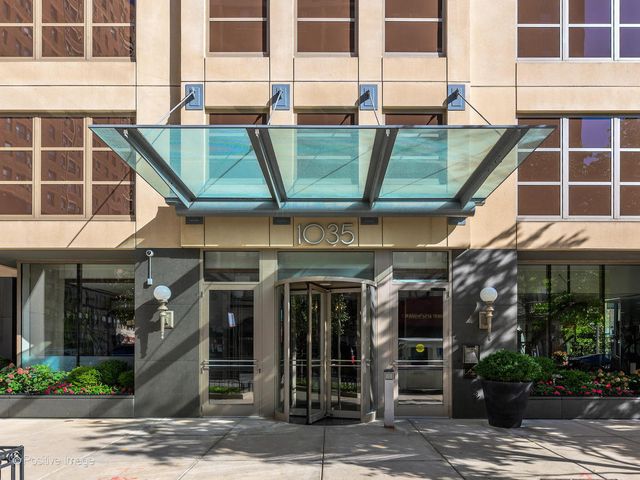 1035 N DEARBORN Street 19, Chicago, IL 60610