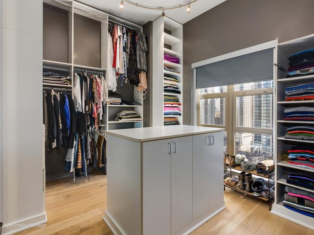 1035 N DEARBORN Street 19, Chicago, IL 60610