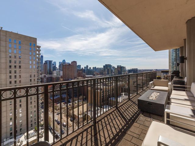 1035 N DEARBORN Street 19, Chicago, IL 60610