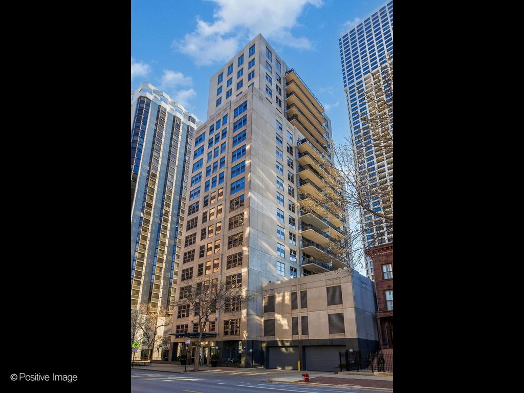 1035 N DEARBORN Street 19, Chicago, IL 60610