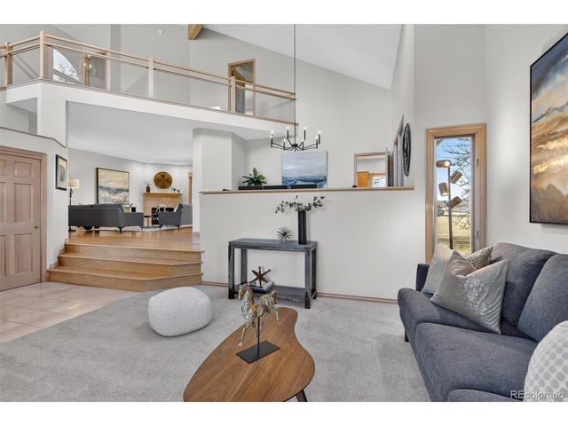 1123 Oakhurst Dr, Broomfield, CO 80020