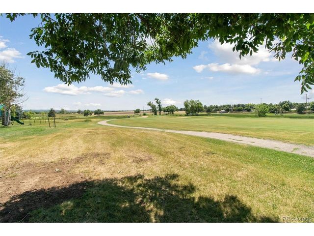 1123 Oakhurst Dr, Broomfield, CO 80020