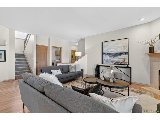 1123 Oakhurst Dr, Broomfield, CO 80020