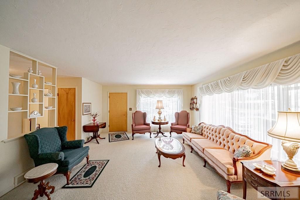 Image 10 of property listing at 1322 9th Street, Idaho Falls, ID 83404