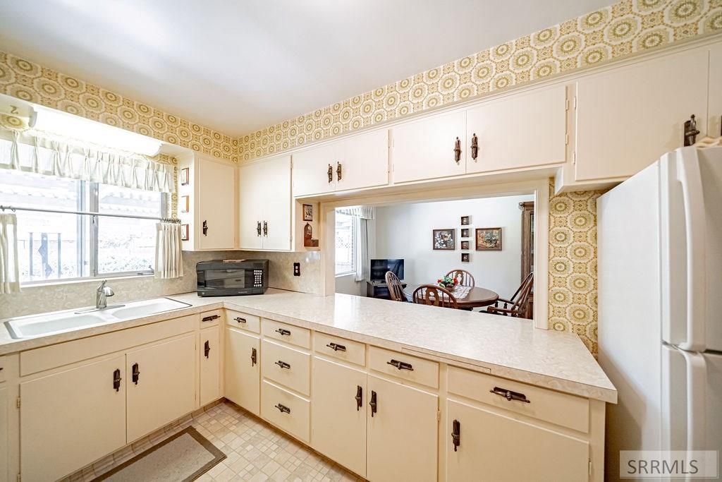 Image 21 of property listing at 1322 9th Street, Idaho Falls, ID 83404