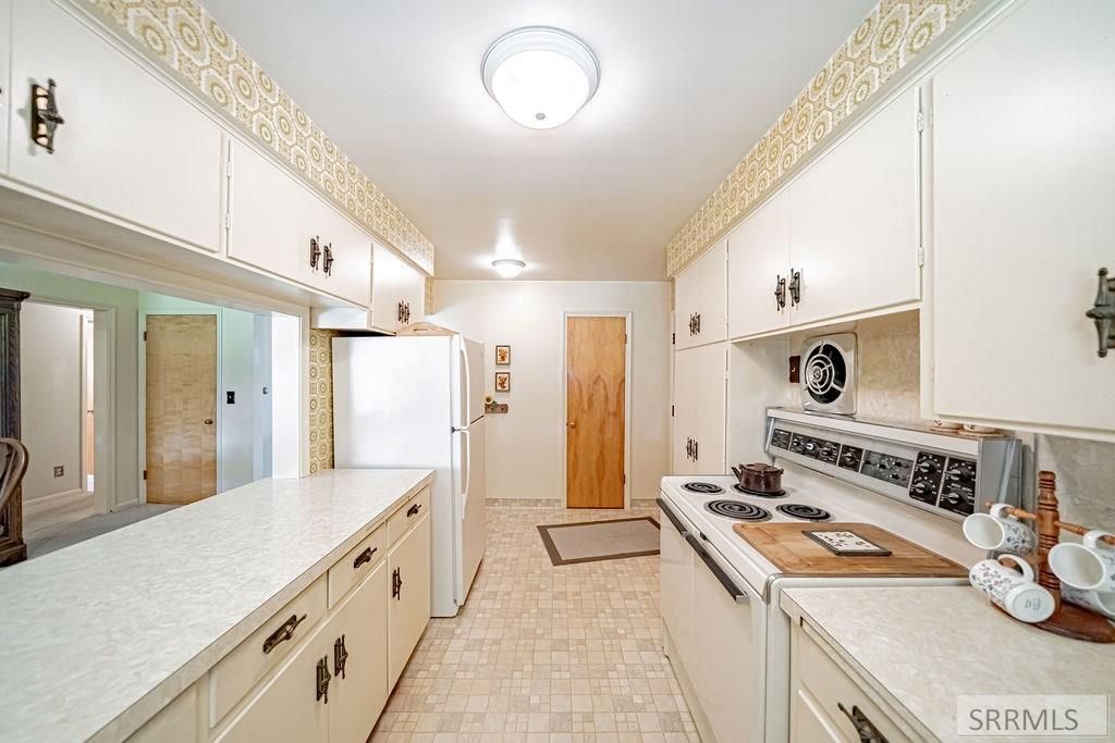 Image 24 of property listing at 1322 9th Street, Idaho Falls, ID 83404