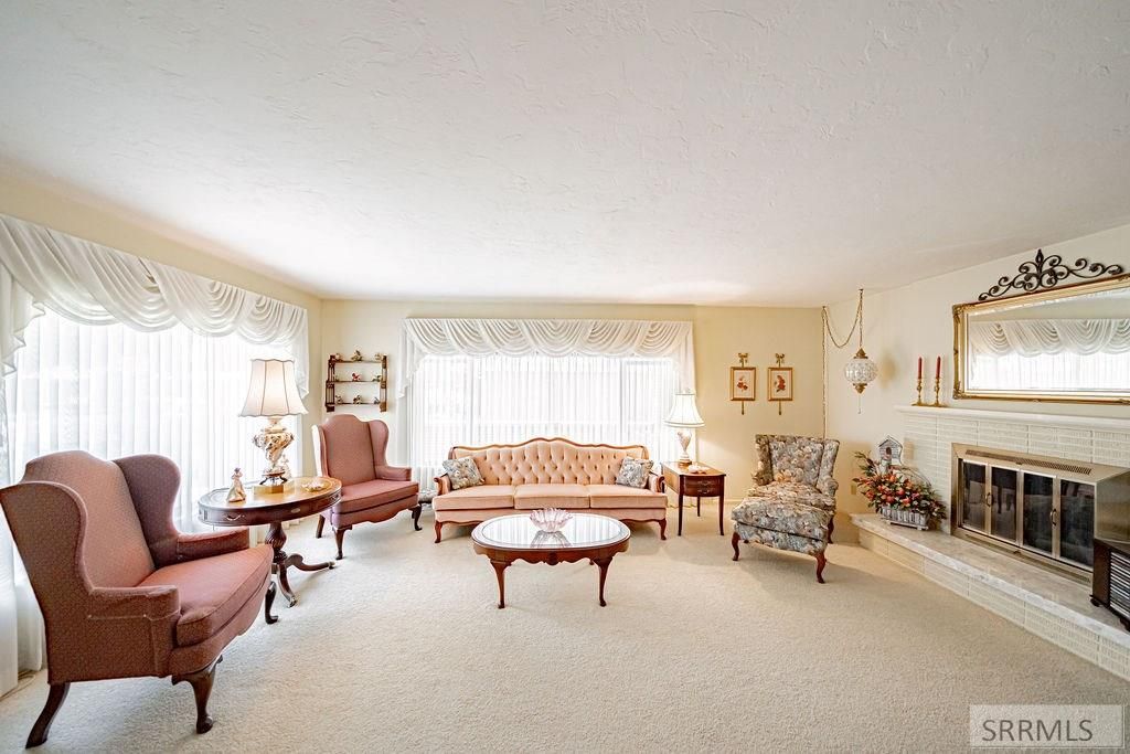 Image 6 of property listing at 1322 9th Street, Idaho Falls, ID 83404