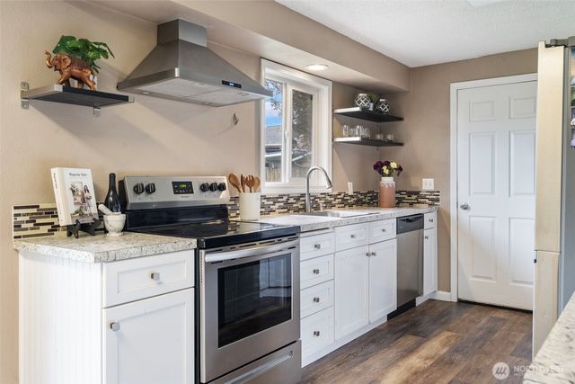 720 32nd Avenue, Longview, WA 98632