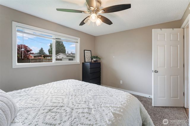 720 32nd Avenue, Longview, WA 98632