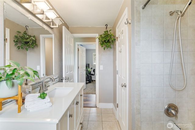 720 32nd Avenue, Longview, WA 98632