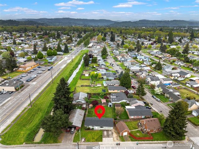 720 32nd Avenue, Longview, WA 98632