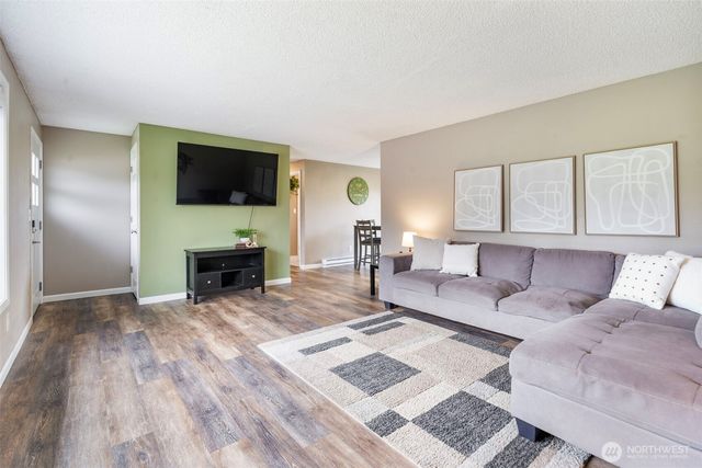 720 32nd Avenue, Longview, WA 98632