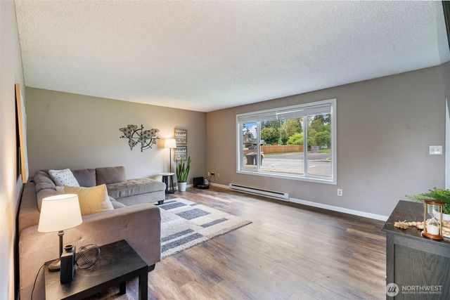 720 32nd Avenue, Longview, WA 98632