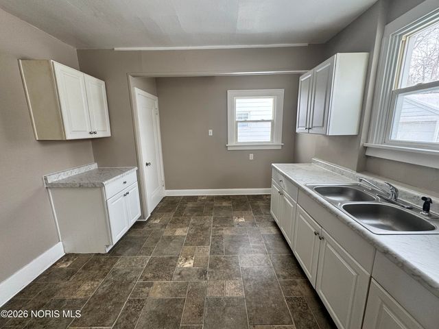 4218 Parrakeet Avenue, Toledo, OH 43612