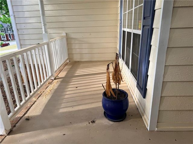 426 Pates Lake Court, Hampton, GA 30228