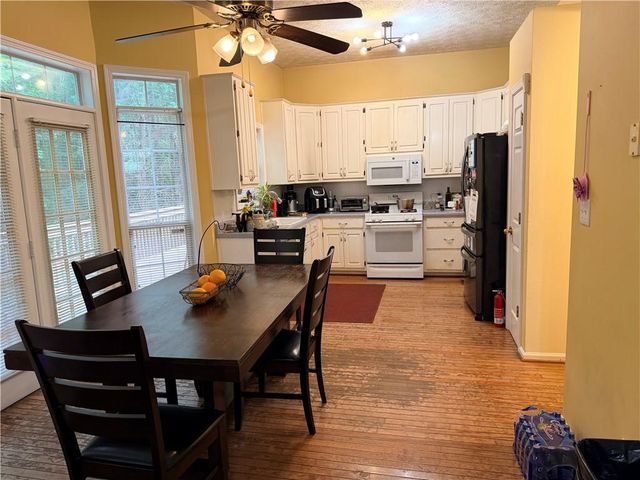 426 Pates Lake Court, Hampton, GA 30228
