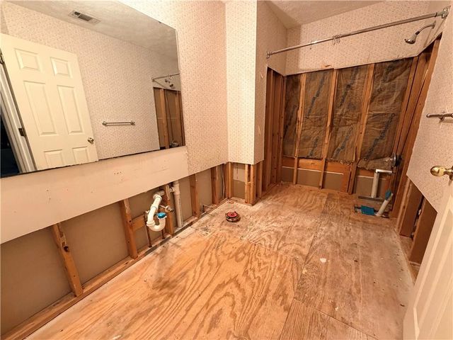 426 Pates Lake Court, Hampton, GA 30228