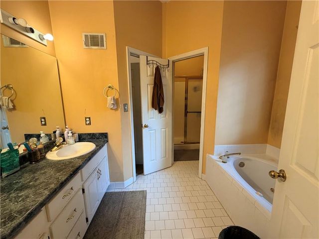 426 Pates Lake Court, Hampton, GA 30228
