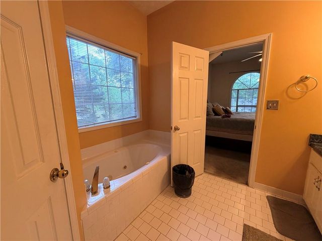 426 Pates Lake Court, Hampton, GA 30228