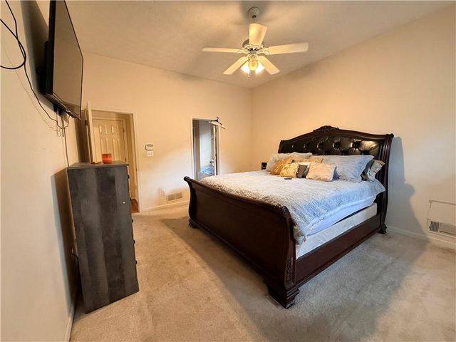 426 Pates Lake Court, Hampton, GA 30228