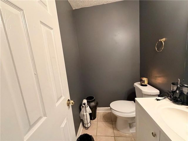 426 Pates Lake Court, Hampton, GA 30228