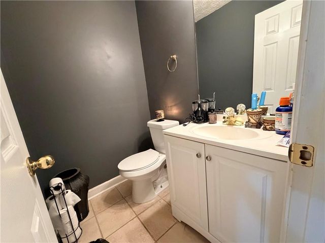 426 Pates Lake Court, Hampton, GA 30228