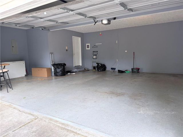 426 Pates Lake Court, Hampton, GA 30228