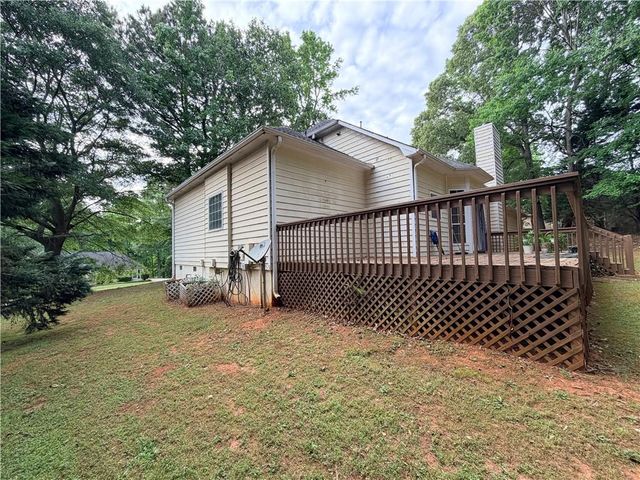 426 Pates Lake Court, Hampton, GA 30228