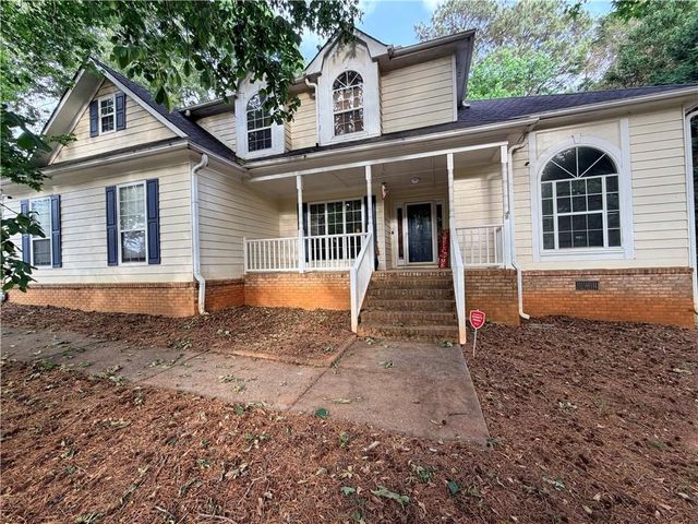 426 Pates Lake Court, Hampton, GA 30228