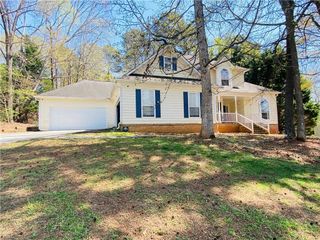 426 Pates Lake Court, Hampton, GA 30228