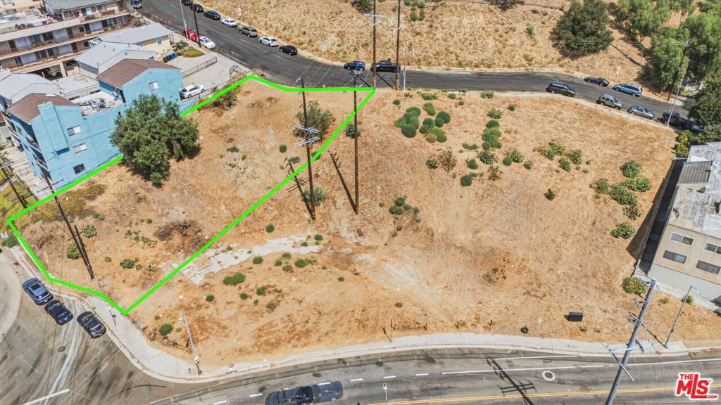 702 Lookout Dr, Los Angeles, CA 90012 — exterior