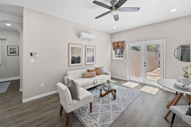 12260 Linroe Dr, Lakeside, CA 92040