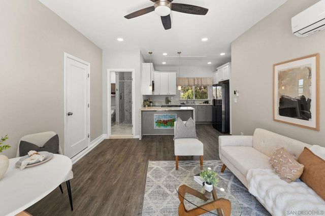 12260 Linroe Dr, Lakeside, CA 92040