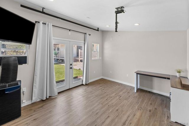 12260 Linroe Dr, Lakeside, CA 92040